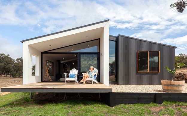 the-daylesford-project-by-prebuilt-includes-angled-ceilings-and-a-spacious-living-space Solvabuild modular home